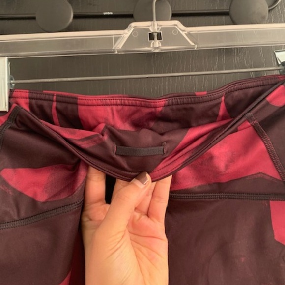 Lululemon marbled leggings - Picture 3 of 4